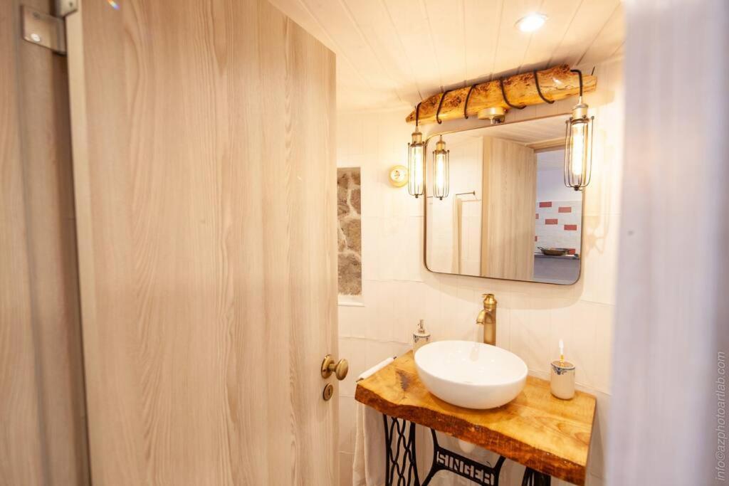 לוריניה Cozy Windmill Close To The Beach מראה חיצוני תמונה