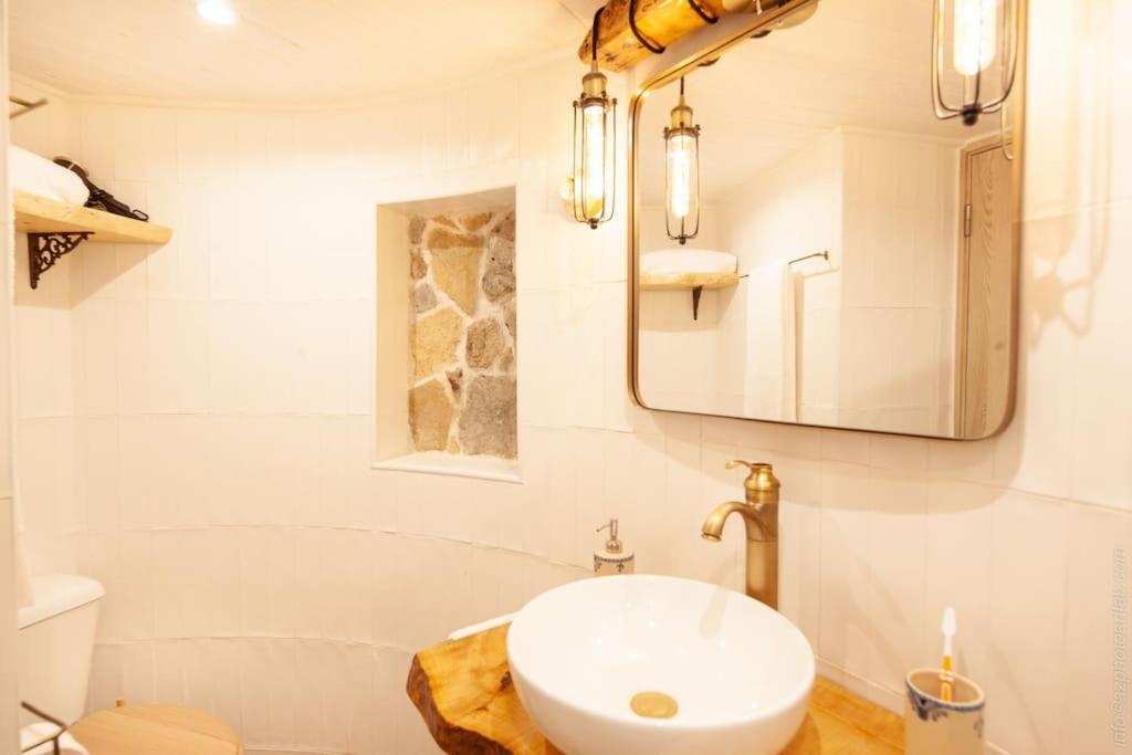 לוריניה Cozy Windmill Close To The Beach מראה חיצוני תמונה